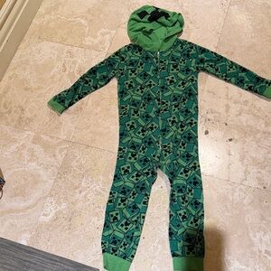 Kids Green Creeper-Print Hooded One-Piece Pajamas